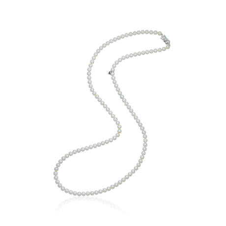 NO RESERVE - MIKIMOTO CULTURED PEARL NECKLACE - фото 1