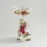 Vase &agrave; fruits. Carl Thi&egrave;me. Porcelaine Rococo 19th century - photo 3