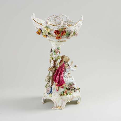 Фруктовая ваза. Carl Thieme. Фарфор Rococo 19th century г. - фото 3