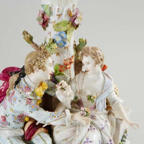 Vase &agrave; fruits. Carl Thi&egrave;me. Porcelaine Rococo 19th century - photo 7