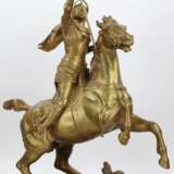 Bronze hero&iuml;que dun chevalier equestre. Marmor Gothic Revival 19th century - Foto 5