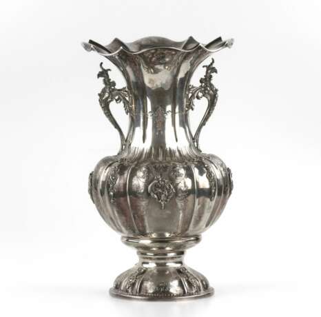 Изящная серебряная ваза Серебро Eclecticism Early 20th century г. - фото 1