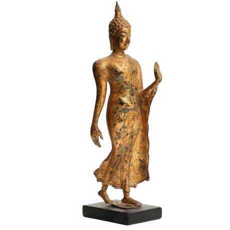 Figure du Bouddha Marcheur du 19&egrave;me si&egrave;cle Bronze doré 19th century - photo 1