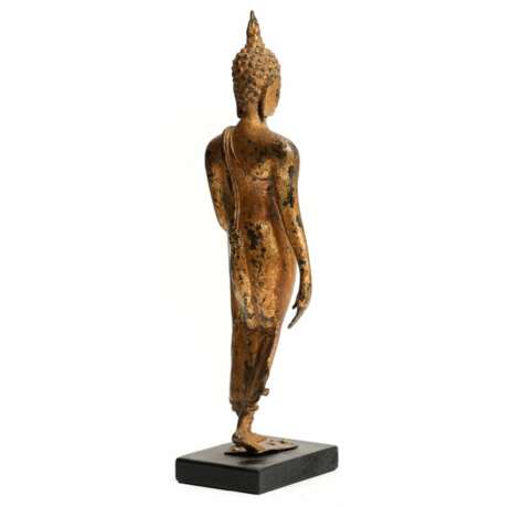 Figure du Bouddha Marcheur du 19&egrave;me si&egrave;cle Vergoldete Bronze 19th century - Foto 2