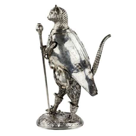 Catchy and ironic silver figure Cat in Boots. G&uuml;nther Grungessel. Hannau. 1883 Silver Eclecticism 19th century - photo 3