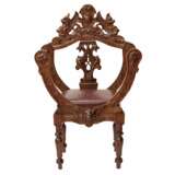 Carved richly decorated walnut chair. 19th century Walnut Late 19th century - photo 2