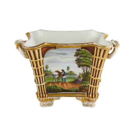 Porcelain Flowerpot from the Miklashevsky factory. Russia Mid-19th century. Porcelain Hand Painted Gilding Rococo Mid-19th century - photo 4