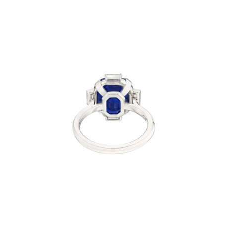 SAPPHIRE AND DIAMOND RING - photo 7