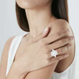 AN ELEGANT CARTIER DIAMOND RING - photo 2