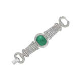 TRABERT & HOEFFER MAUBOUSSIN CARVED EMERALD AND DIAMOND BRACELET - Foto 3