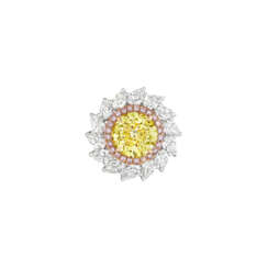 COLORED DIAMOND AND DIAMOND RING