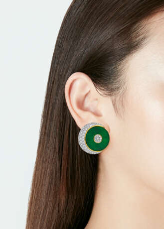 BULGARI JADE AND DIAMOND EARRINGS - photo 2