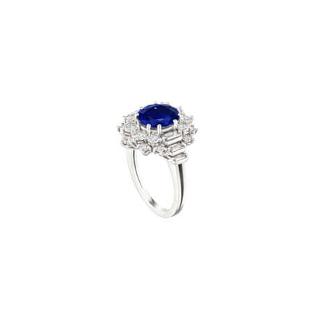 SAPPHIRE AND DIAMOND RING - Foto 3