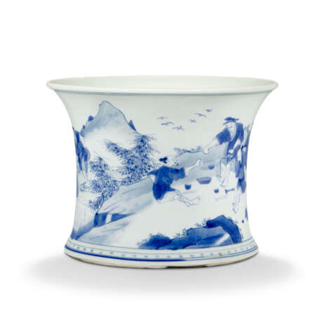 POT &#192; PINCEAUX CINTR&#201; EN PORCELAINE BLEU BLANC &#192; D&#201;COR DE P&#202;CHEURS - Foto 3