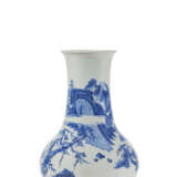 VASE EN PORCELAINE BLEU BLANC &#192; D&#201;COR DE PAYSAGE CONTINU - фото 3