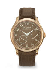 F.P. JOURNE. A VERY RARE AND COVETED 18K PINK GOLD WRISTWATCH WITH POWER RESERVE AND &#39;HAVANA&#39; BROWN DIAL