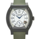 F.P. JOURNE. A COVETED AND INNOVATIVE TYTALIT&#174; TREATED TITANIUM QUARTZ TONNEAU-SHAPED WRISTWATCH - Foto 1