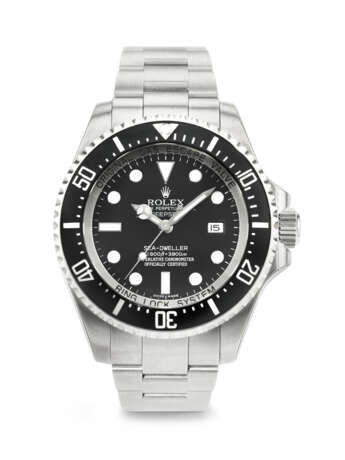 ROLEX. A STICKERED AND `UNWORN` STAINLESS STEEL WRISTWATCH WITH SWEEP CENTER SECONDS, DATE AND BRACELET - фото 1