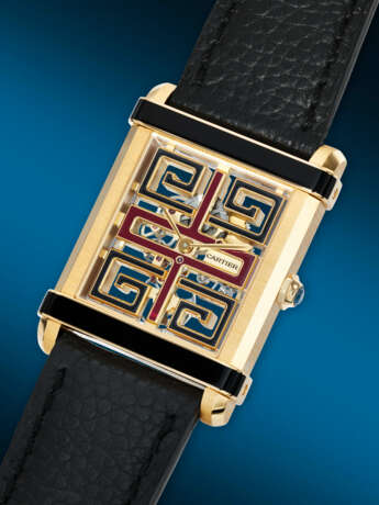 CARTIER. A RARE AND DISTINGUISHED 18K GOLD LIMITED EDITION SKELETONIZED WRISTWATCH - Foto 2