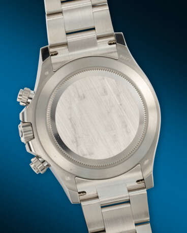 ROLEX. AN IMPRESSIVE AND HEAVY PLATINUM AUTOMATIC CHRONOGRAPH WRISTWATCH WITH BRACELET - Foto 4