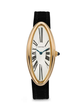 CARTIER. AN ATTRACTIVE 18K PINK GOLD CURVED WRISTWATCH - фото 1