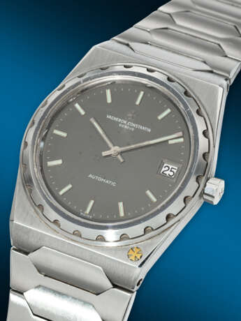 VACHERON CONSTANTIN. A VERY RARE AND ATTRACTIVE STAINLESS STEEL AUTOMATIC WRISTWATCH WITH DATE AND BRACELET - Foto 2