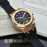 AUDEMARS PIGUET. A RARE AND LARGE 18K PINK GOLD TOURBILLON CHRONOGRAPH WRISTWATCH - Foto 3