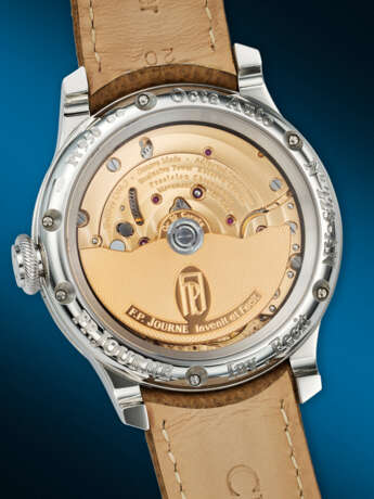 F.P. JOURNE. AN ATTRACTIVE PLATINUM AUTOMATIC WRISTWATCH WITH OUTSIZED DATE AND POWER RESERVE - Foto 4