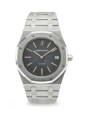 AUDEMARS PIGUET. A RARE AND ATTRACTIVE STAINLESS STEEL AUTOMATIC WRISTWATCH WITH DATE AND BRACELET - photo 1