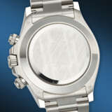 ROLEX. AN ATTRACTIVE AND COVETED 18K WHITE GOLD AUTOMATIC CHRONOGRAPH WRISTWATCH WITH BRACELET - photo 4