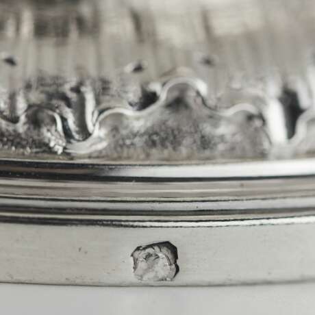Paire de pichets &agrave; vin fran&ccedil;ais en verre spiral&eacute; et argent. Fin du 19&egrave;me si&egrave;cle. Silver Glass Late 19th century - Foto 5