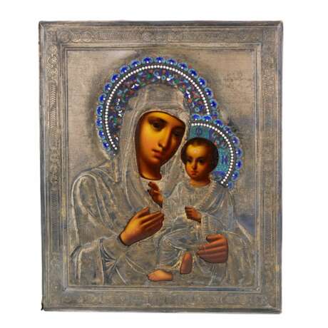 Icon of the Tikhvin Most Holy Theotokos in a silver frame and with cloisonn&eacute; enamel. 1899-1908 Silver 84 Cloisonné enamel At the turn of 19th -20th century - photo 1