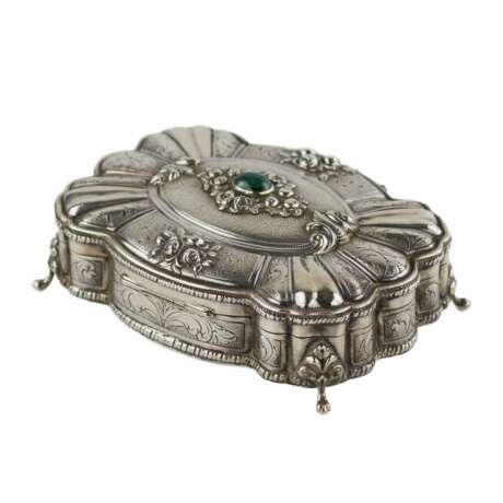 Bo&icirc;te &agrave; bijoux italienne en argent de forme baroque. 20i&egrave;me si&egrave;cle. Argent 800 Eclecticism 20th century - photo 5