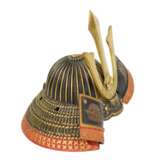 Бронзовая модель - самурайский шлем Япония 20 век. Bronze and brass 20th century г. - фото 4
