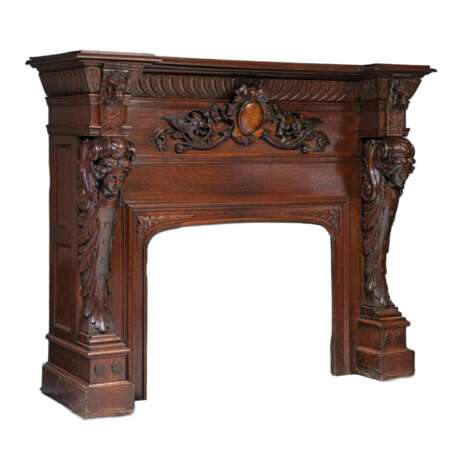 Carved oak fireplace in Renaissance style. Oak 19th century - photo 1