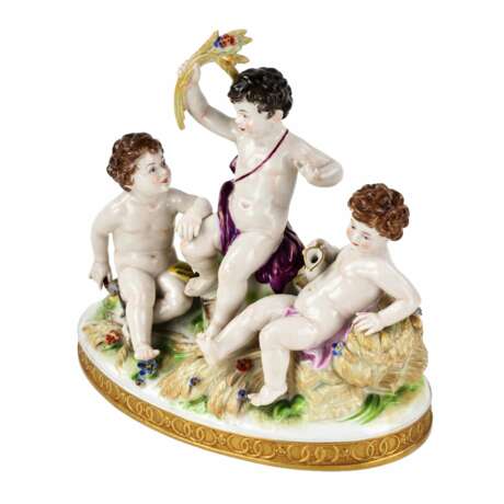 Three Putti after haymaking. Volkstedter. Polychrome painting 20th century - photo 6