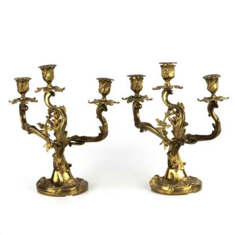 Paire de candelabres rocaille en bronze dore. Vergoldete Bronze Rococo Late 19th century - Foto 3