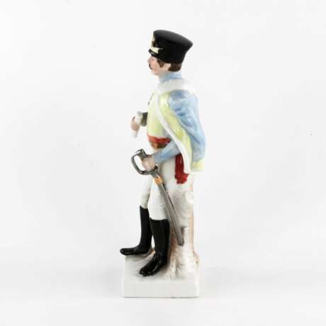 Porcelain hussar during the Napoleonic wars. Porcelain 20th century - photo 5