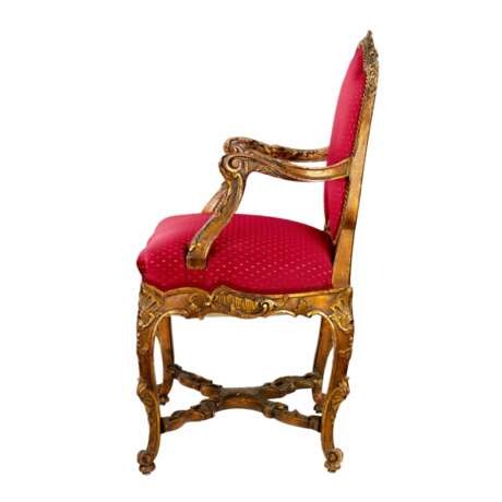 Великолепное резное кресло в стиле рококо 19-20х веков. Текстиль Rococo 19th century г. - фото 5
