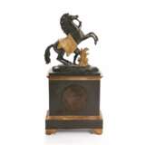 Mantel Clock Marly Horses Bronze Empire Early 19th century - photo 4