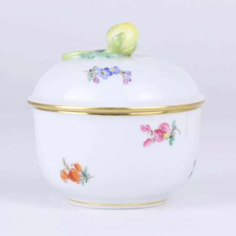 Sugar bowl. Meissen. Polychrome painting Neorococo 20th century - photo 3