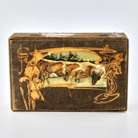 Art Nouveau style box. Hand Painted Early 20th century - photo 7