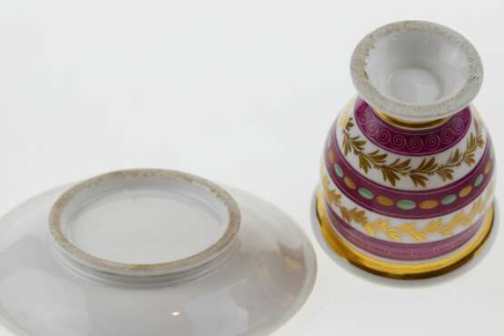 Tasse &agrave; the et soucoupe en porcelaine fran&ccedil;aise. Dorure Eclecticism At the turn of 19th -20th century - photo 5