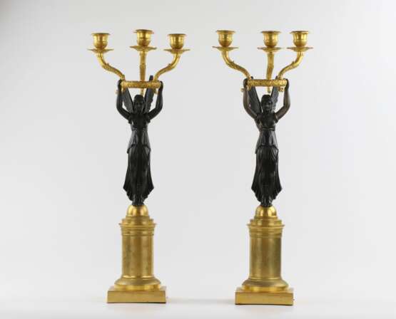 Paire de bougeoirs en bronze de style Empire Patinierte Bronze Empire 19th century - Foto 4