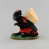 Porcelain pencil holder Monkey in the shape of Napoleon. Porcelain Early 19th century - photo 2