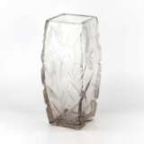 Large heavy crystal vase with luxurious irises. Crystal Art Nouveau Early 20th century - photo 3