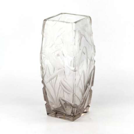 Large heavy crystal vase with luxurious irises. Crystal Art Nouveau Early 20th century - photo 4