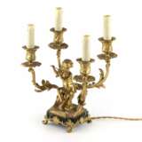 Lampes jumelees en bronze dore avec des amours jouant de la musique. Bronze doré Napoleon III Late 19th century - photo 8
