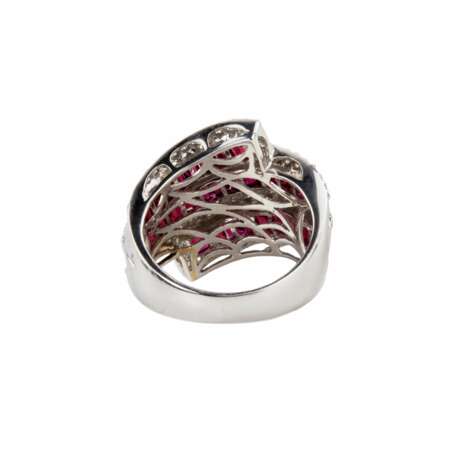 Золотое кольцо с рубинами и бриллиантами. Diamond 21th century г. - фото 6