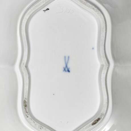 Plat en porcelaine de Meissen. Porcelaine Eclecticism Early 20th century - photo 5